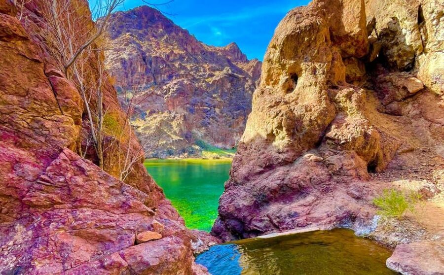 From Las Vegas: Hoover Dam Kayak Trip with 6 Hot Springs - Rain Caves, Paradise Falls, and the Emerald Cave moments