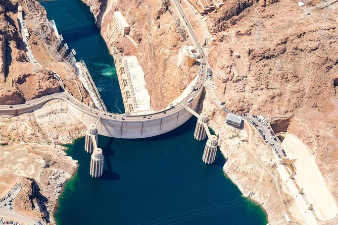 Hoover Dam Inside Tour from Las Vegas, WiFi - Guides can make or break the experience: Dan, Robert, Luis